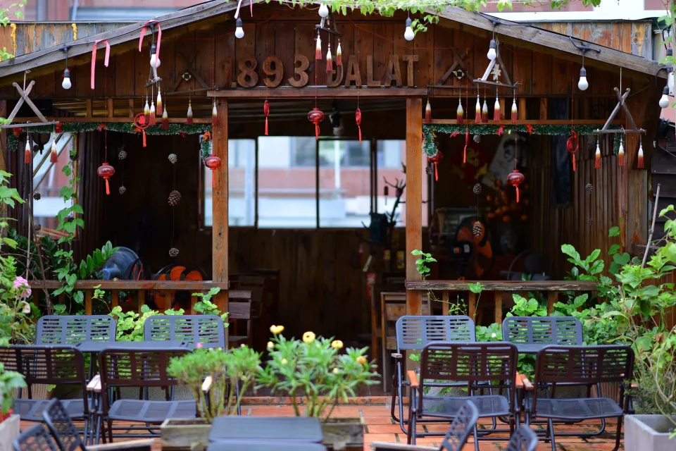 Tại Ngô Tấn Đạt 1973